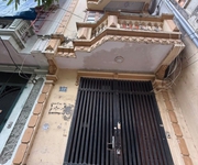 Bán nhà đẹp  võ chí công 30,4m2- 5 tầng - 2 mặt thoáng- giá 8,9 tỷ