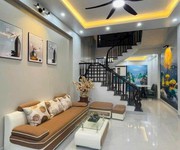 Bán căn nhà 3.5 tầng ngõ đường Hồng Quang, TP Hải Dương, 52.8m2, mt 4.32m, 4 ngủ, ngõ oto