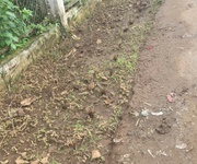 1 Cần bán lô đất đẹp. mặt tiền đường lý nam đế đường nhựa 2 ô tô tránh nhau thoải mái