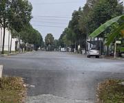 3 Cho thuê đất trống 2.000m    vị trí đẹp giáp bình chánh