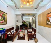 Bán nhà 4 tầng hxt đường quang trung 64m2 4 16  vào ở ngay sát chợ hạnh thông tây chỉ 7.5 tỷ