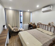 1 Bán nhà Tập thể Kim Ngưu, 3 ngủ, 1 khách, 2WC, có sân vườn rộng rãi, nhà nội thất rất đẹp.