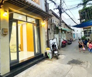 Bán gấp nhà 1/ lê đức thọ gò vấp 4,89 tỷ 35m2, 2 tầng, tặng nội thất, hẻm xe hơi thông, tiện ích