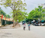 Bán lô đất góc mặt phố Trần Thánh Tông, ph Ngọc Châu, TP HD, 90.7m2, kinh doanh buôn bán tốt