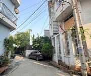 Căn góc 3 tầng gần ubnd phú hữu   hxh   giá 5 tỷ