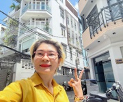 Bán chdv vip đ. tôn thất tùng, quận 1 - hxh 6m - sẵn dòng tiền đều 40tr/th  liên hệ giang giang: