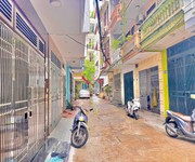 Cần bán nhà riêng chính chủ 6 tầng thang máy ngõ 1194 Đường Láng oto đỗ cửa