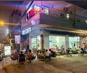 Sang quán cafe căn góc có gác ở lại Sang quán cafe căn góc có gác ở lại