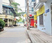 1 Cho thuê tầng 1, diện tích 18m2 không ở - có lối đi, vệ sinh riêng. 1 Cho thuê tầng 1, diện tích 18m2 không ở - có lối đi, vệ sinh riêng.