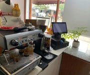 1 Sang quán cafe căn góc có gác ở lại 1 Sang quán cafe căn góc có gác ở lại