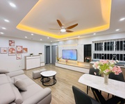 Bán căn hộ 1628-hh02c b2.1 5 tòa mới. căn góc dt 81m2, 3 phòng ngủ, 2 vs, phòng khách   bếp view hồ