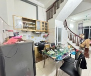 Bán gấp căn nhà 3 tầng gần chợ - trung tâm thị trấn chi đông, mê linh - kinh doanh sầm uất