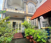 1 Chủ bán gấp biệt thự hơn 200m2 - f linh tây