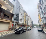 Bán Đất 100m - 9.5m.Mặt Tiền.  Lạc Long Quân   Tây Hồ