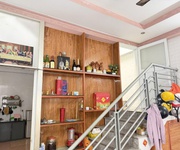 Hiếm nhà tây thạnh tân phú hẻm xe hơi khu vip nhà lầu 5 phút qua tân bình 63m2 nhỉnh 5tỷ