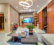 Hiếm - ngõ nông - nhà 6 tầng thang máy êm ru - nhà ở luôn- - trung tâm quận - tiện ích ngập