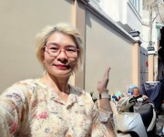 Chính chủ 1 đời chưa qua đầu tư - mặt tiền hẻm xe hơi đ. thủ khoa huân, quận 1 - vài bước ra chợ