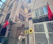 Chính chủ cần sang chủ mới quản lý chdv 6 tầng đường lê thánh tôn, quận 1 - ngang lớn 8m 10m - nới