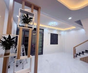 Bán nhà 2 căn liền kề ngay ngã 4 thủ đức , q9  , căn góc 2 mt 80m2 , chi 5 tỷ 700