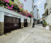 Lê văn sỹ- p12 - 3.6x10- 5 tầng - 6 pn 7wc - xe hơi tới nhà - 2 sân thượng - kinh doanh tốt - vị