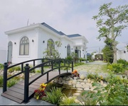 Villa sport club đẳng cấp nghỉ dưỡng cao cấp khuôn viên ao cá koi và sân Pickleball