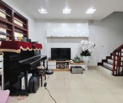 Bán nhà nguyễn văn cừ   long biên  ô tô tránh  gara ô tô  5 tầng   15.5 tỷ