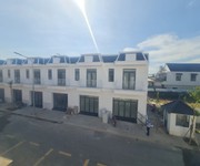 Nhà phố đối diện kcn rạch bắp   giá chỉ từ 2,5 tỷ  khai thác dòng tiền ngay