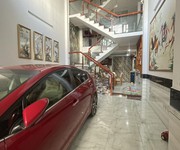 Bán nhà đxe tải-dương quảng hàm gò vấp-chdv 4tầng cung đường ẩm thực sầm uất bậc nhất gò vấp,