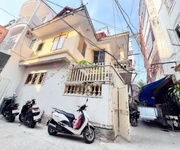 Bán nhà 2 tầng căn góc 2 mặt tiền xe hơi ngủ trong nhà đ. võ thị sáu, quận 3 - dt 80m2- ngay nhà