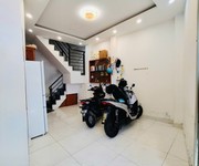 Bán nhà  quận 3 cách mạng thán 8 hẻm gần 3m, 30m ngang 4.5m, giá chỉ 3 tỷ9