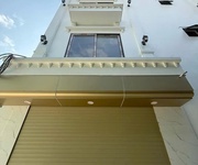 Nhà mới 5 tầng bát khối-long biên  40m2 x  8.5 tỷ. ô tô đỗ cửa-full nội thất.