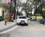 Bán nhà cũ dân xây , 3 tầng kiên cố long biên gần cầu vĩnh tuy, phố trạm long biên