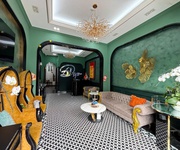 Chính chủ cần sang lại nhanh cơ sở làm spa - các ngành làm đẹp, phòng khám thẩm mỹ - 1 trệt, 5 lầu