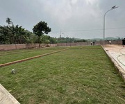 CHỈ HƠN 300 TRIỆU   Sở hữu lô đất có sổ đỏ cách Hà Nội rất gần