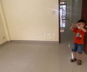 4 Cho thuê nhà nguyên căn p. phước bình rộng mát có sân đậu ô tô 4 Cho thuê nhà nguyên căn p. phước bình rộng mát có sân đậu ô tô