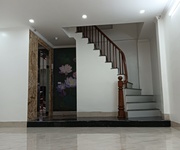 Bán nhà minh khai 37/40m2. 6 tầng. mặt tiền 5.5m. giá 18.2 tỷ hai bà trưng hà nội