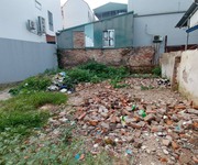 Chủ cần bán gấp 84m2, mt8m, 3.7 tỷ, xóm thượng, đông anh, gần ô tô, lối đi riêng.