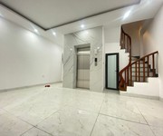 Nhà gần phố Trần Quang Diệu 6 tầng thang máy xây mới 33m2 gần ô tô 2 thoáng, hơn 10 tỷ