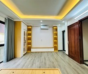 Siêu đẹp phố vĩnh phúc  40m 6t giá 12,1 tỷ - nhà mới -lô góc -thang máy- full nội thất