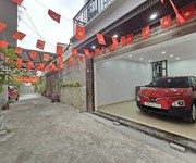 Tài chính 12.x tỷ, tt phúc đồng, 42m2, 6t thang máy, gara ô tô, hàng hiếm