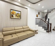 Bán Nhà Việt Hưng, Long Biên 32m2, 5T giá 7,1 tỷ  ô tô đỗ gần nhà