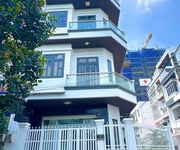 Trung tâm nhà bè  .lê văn lương - lô góc nhà 4 tầng- ngang lớn - nhà kiên cố