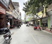 Bán gấp nhà đẹp 4 tầng mặt phố Hoàng Hoa Thám, 77m2, mặt tiền rộng 5m, vị trí đẹp, kinh doanh sầm uấ