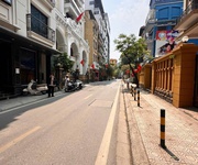 Bán nhà mp phố linh lang ba đình 103m2 10 tầng thang máy mt 11m doanh thu 2.4 tỷ năm, giá 67.8 tỷ