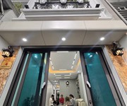 Bán nhà riêng 5 tầng phố nguyễn sơn 60 m2 mặt tiền 4m x 13.5 tỷ long biên-hà nội.