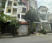 Bán mặt tiền đường hxt 10m 409/ nguyễn oanh p17 gò vấp. dt 4x17m  cn 65 m2  1tr1l giá 9,1 tỷ