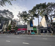 Bán tòa nhà 7 tầng có hầm đang kinh doanh masage king stone - mặt tiền đ.trần hưngb đạo, quận 1 -