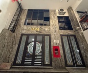 Trường chinh    100m   8 tầng   32 phòng   dòng tiền 2 tỷ/năm   chủ cần bán gấp