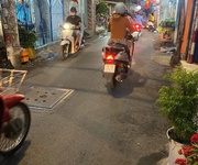 4 Bán nhà bình tân 48m2 phù hợp mở shop, spa, salon, quán ăn nhỉnh 5 tỷ. lh:0353671440.