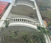 Bán nhà phố cát linh, đống đa, hai mặt tiền, ngõ ô tô, gần phố, 55m, 6 tầng, 19 tỷ.